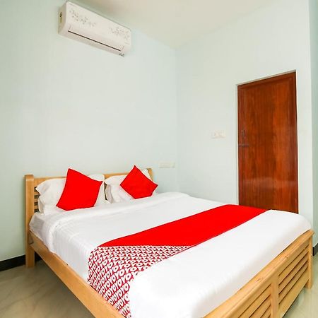 OYO 71549 Shri Sai Apartments Mettuppālaiyam Exterior foto