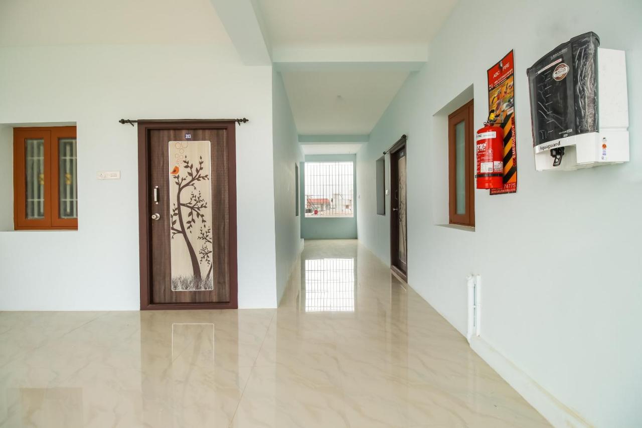OYO 71549 Shri Sai Apartments Mettuppālaiyam Exterior foto