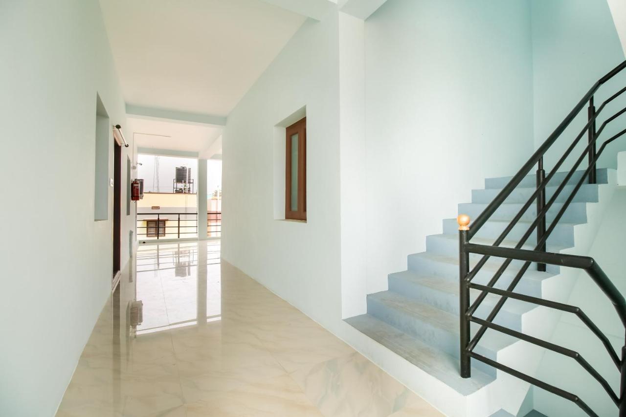 OYO 71549 Shri Sai Apartments Mettuppālaiyam Exterior foto